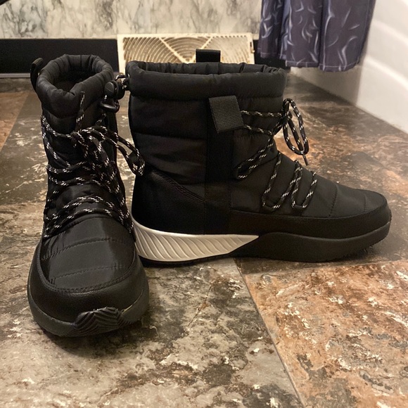 Time and Tru Shoes - Snow Boots